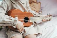 Обучение игре на гавайской гитаре укулеле для детей в Измайлово ВАО